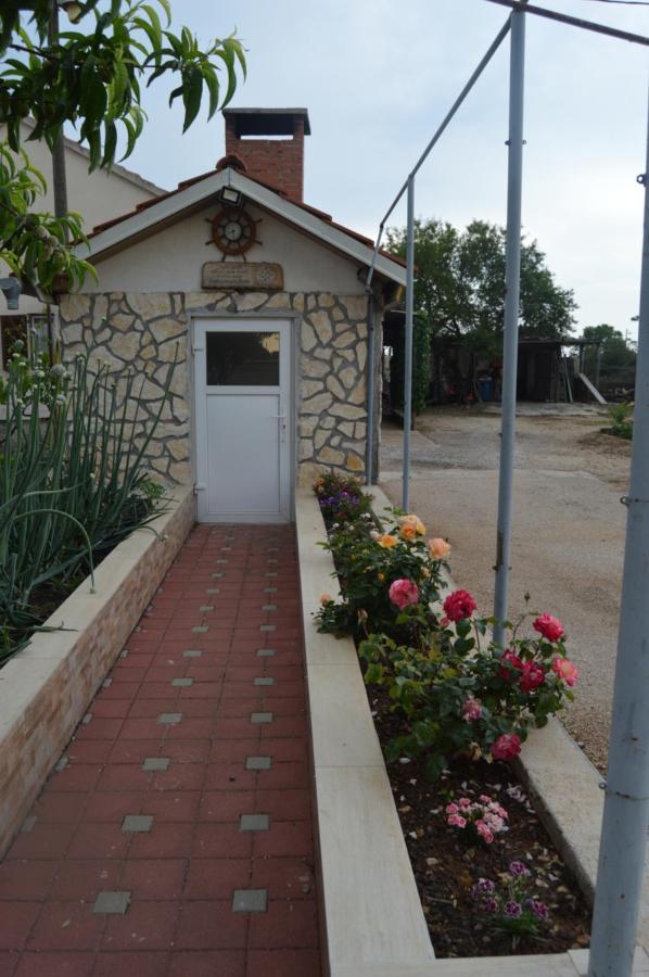 Apartman Didi Biograd Na Moru Zewnętrze zdjęcie